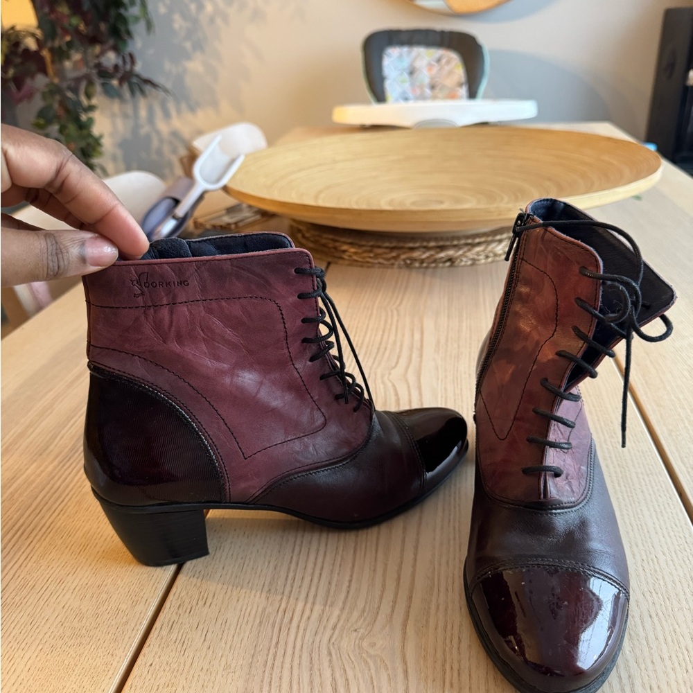 Dorking Women's Burgundy and Black Lace-Up Boots